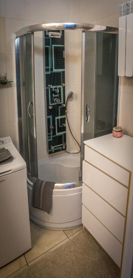 Appartamento Komfortowy Apartament Seven Niedaleko Centrum Olsztyn  Esterno foto